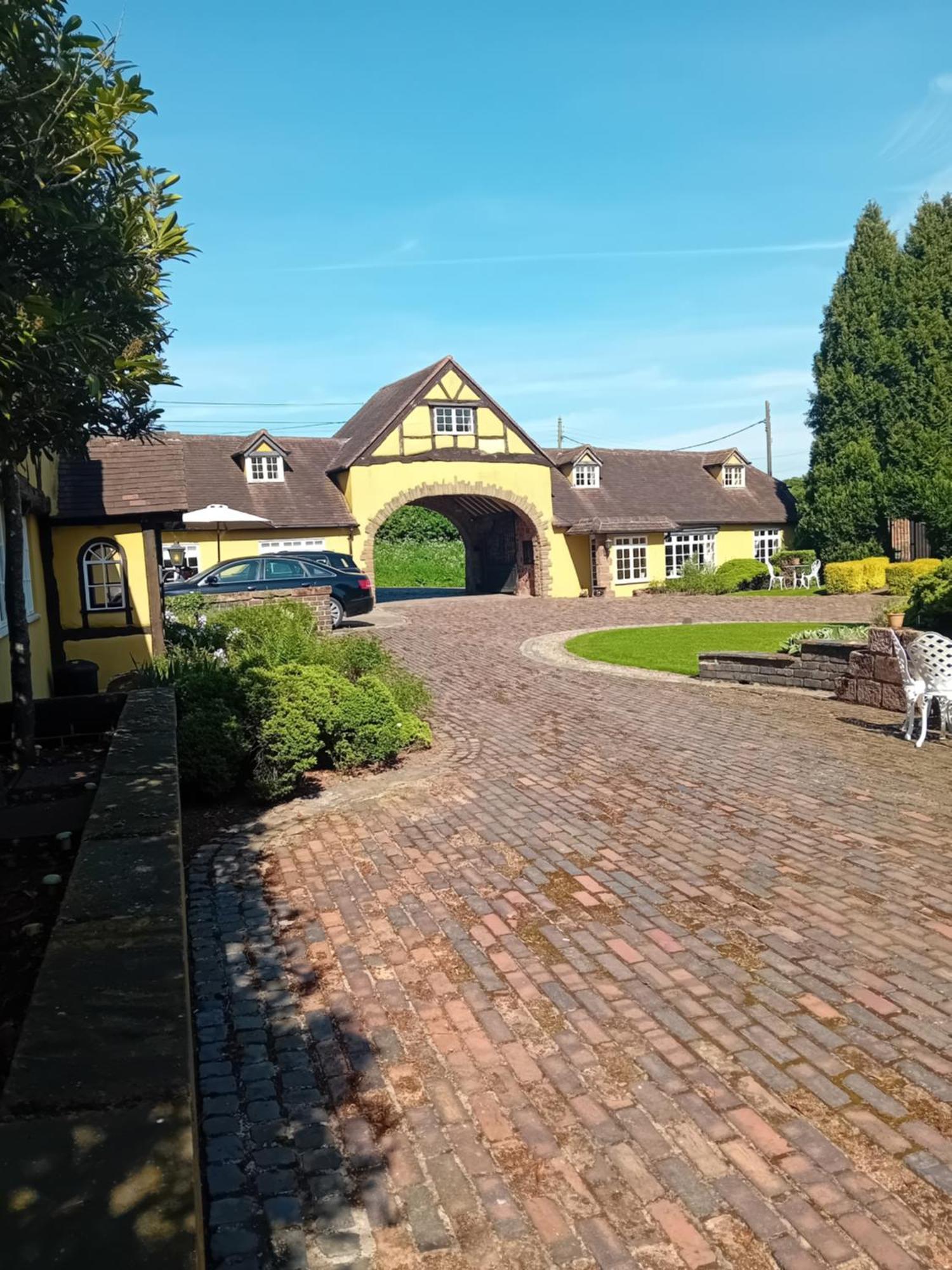 Villa Dovehouse Farm à Birmingham Extérieur photo